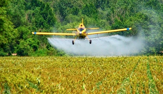 crop-duster-560x322 crop-duster-560x322