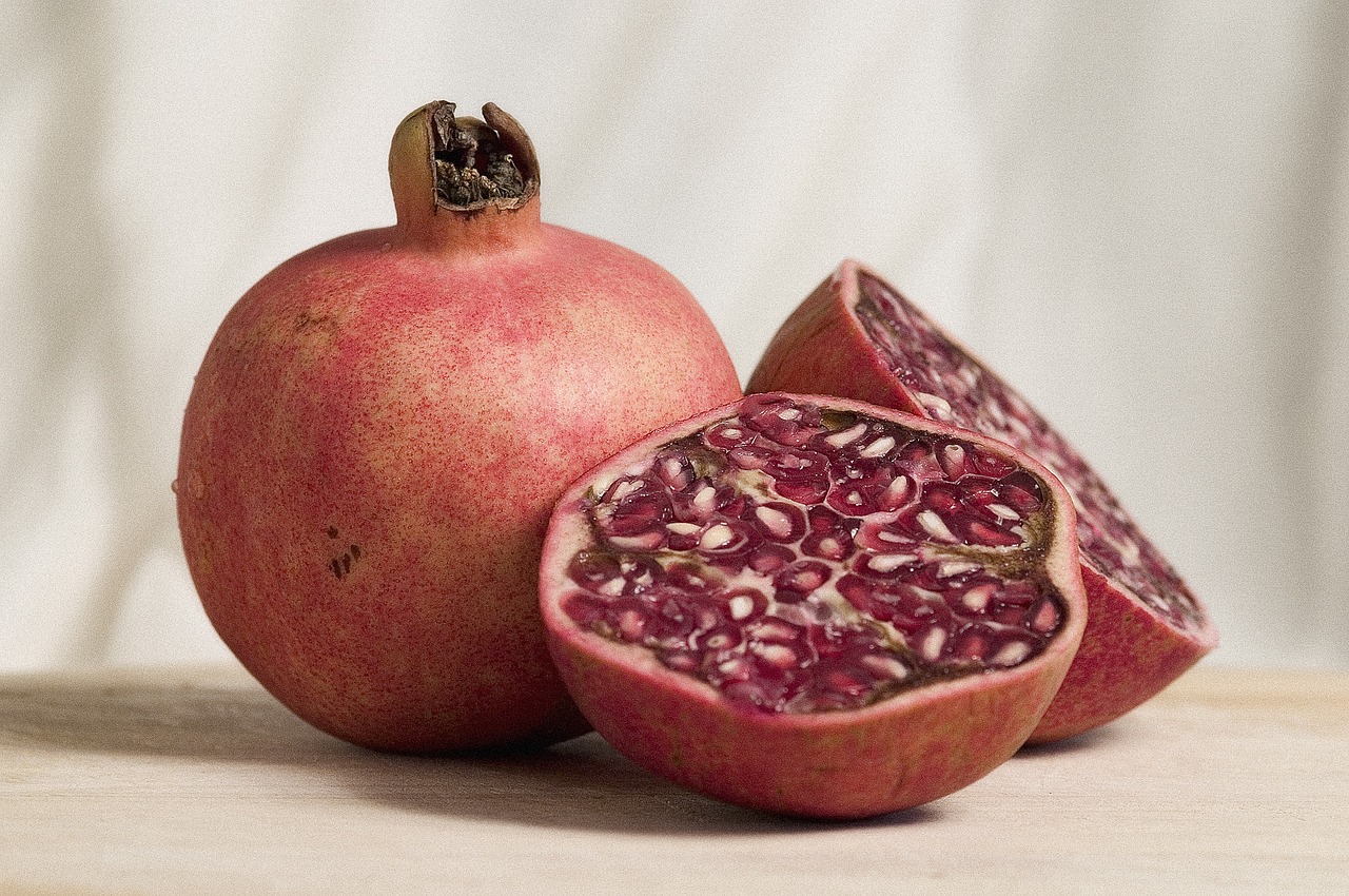 pomegranate-2086545_1280 pomegranate-2086545_1280