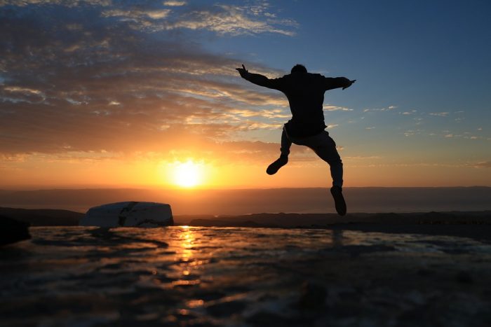 morning-2257689_960_720-700x467