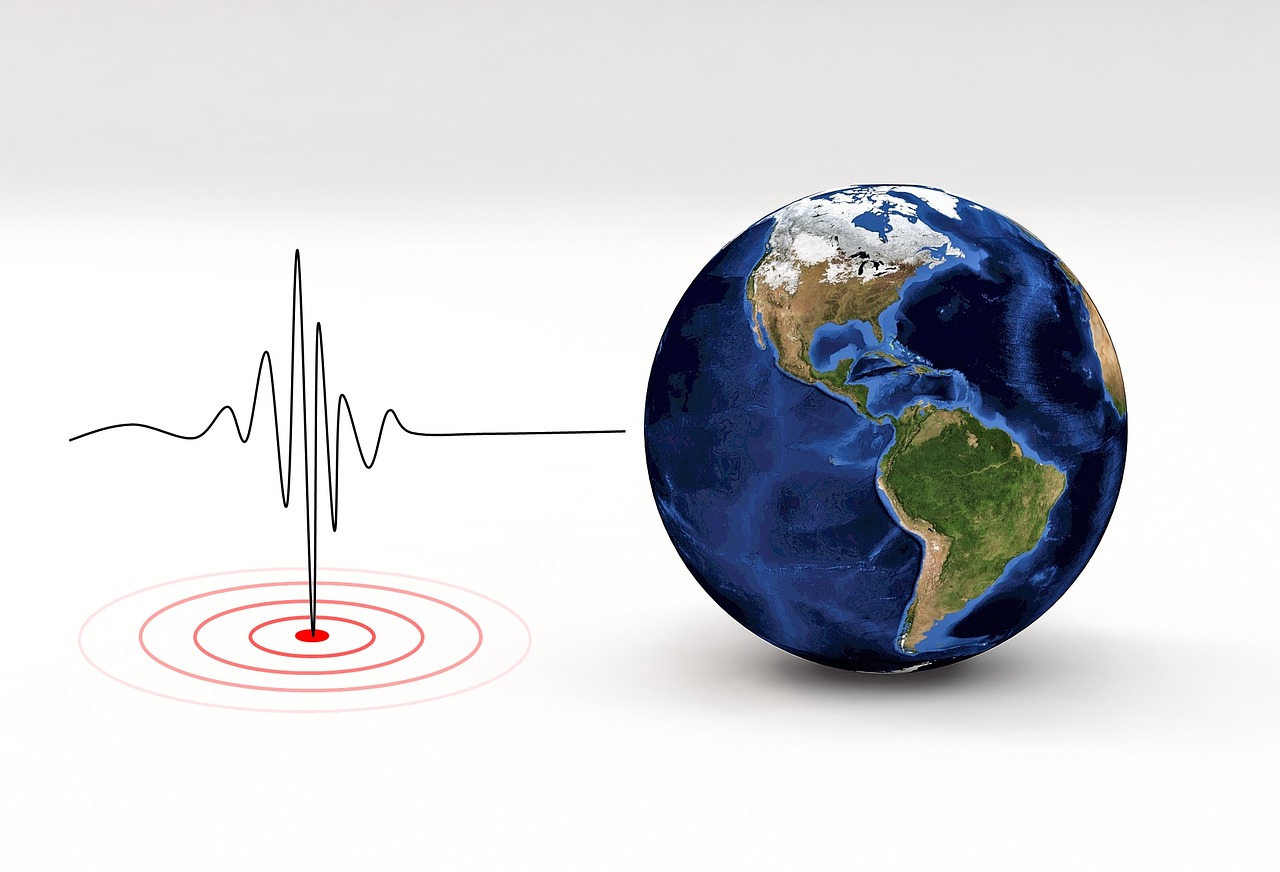 Earthquake-Seismograph Earthquake-Seismograph