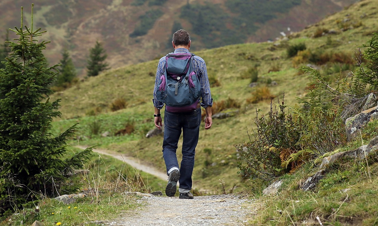 Prepared For Anything: How You Should Build a 72-Hour Survival Vehicle Kit