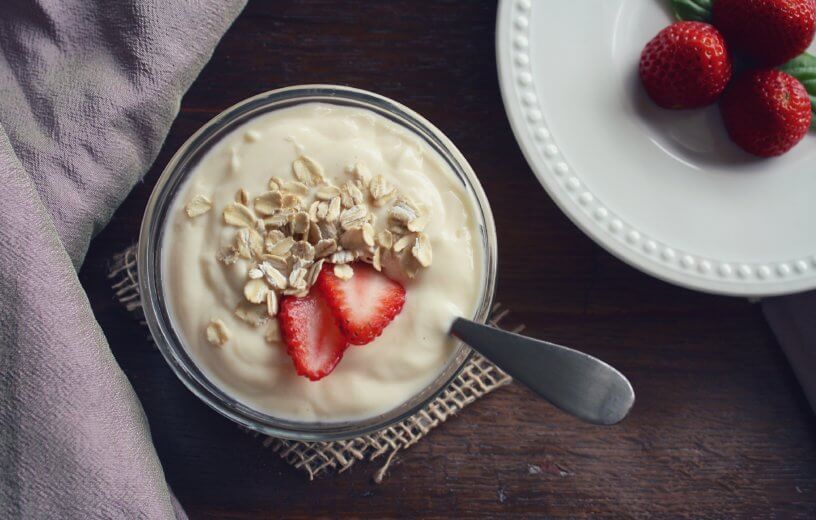 yogurt-1442034-816x520