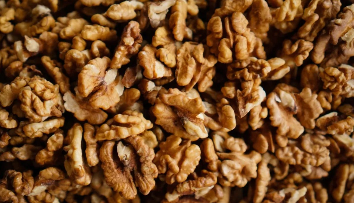 walnuts unsplash