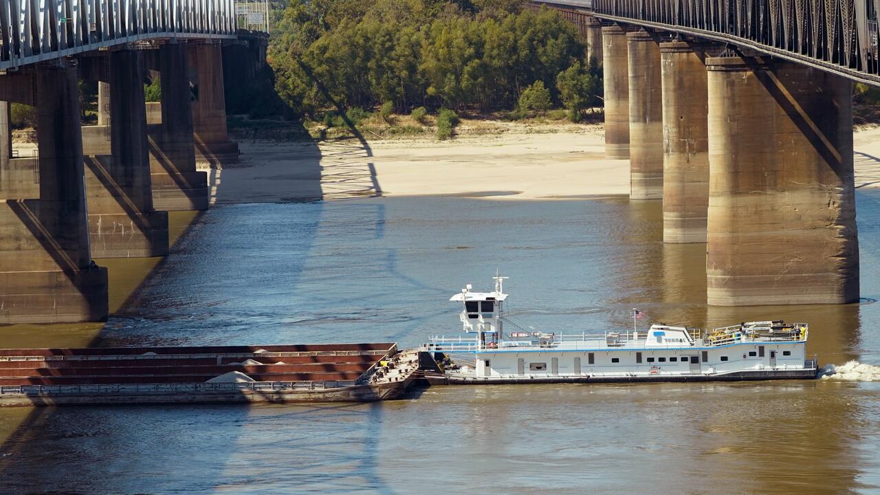 barge_1