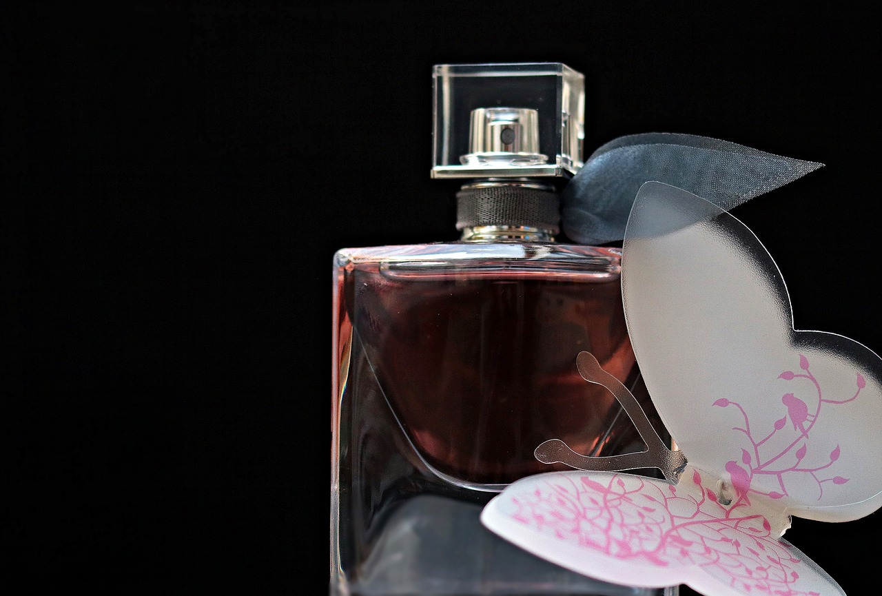 perfume-2142792_1280