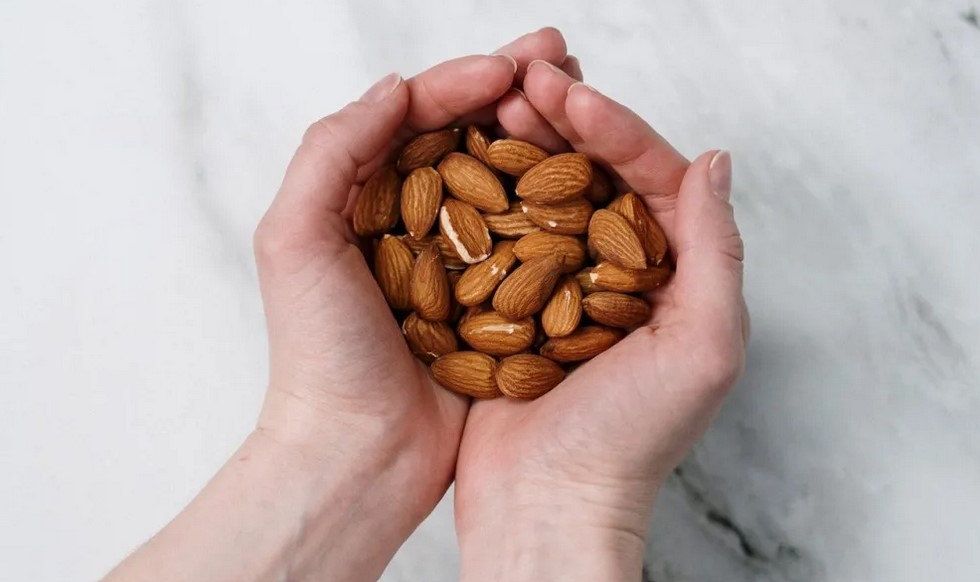 almonds pexels almonds pexels
