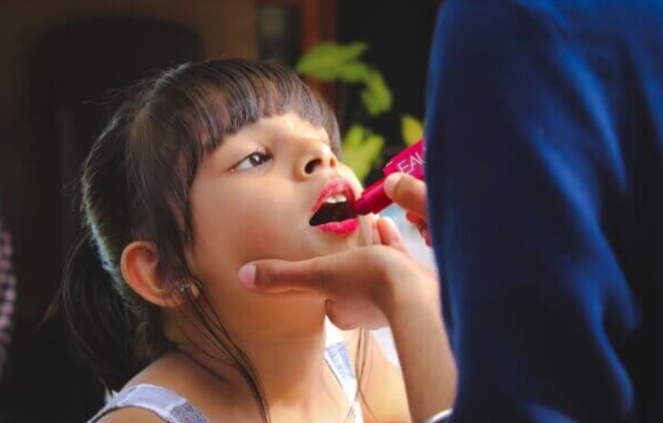 kids makeup