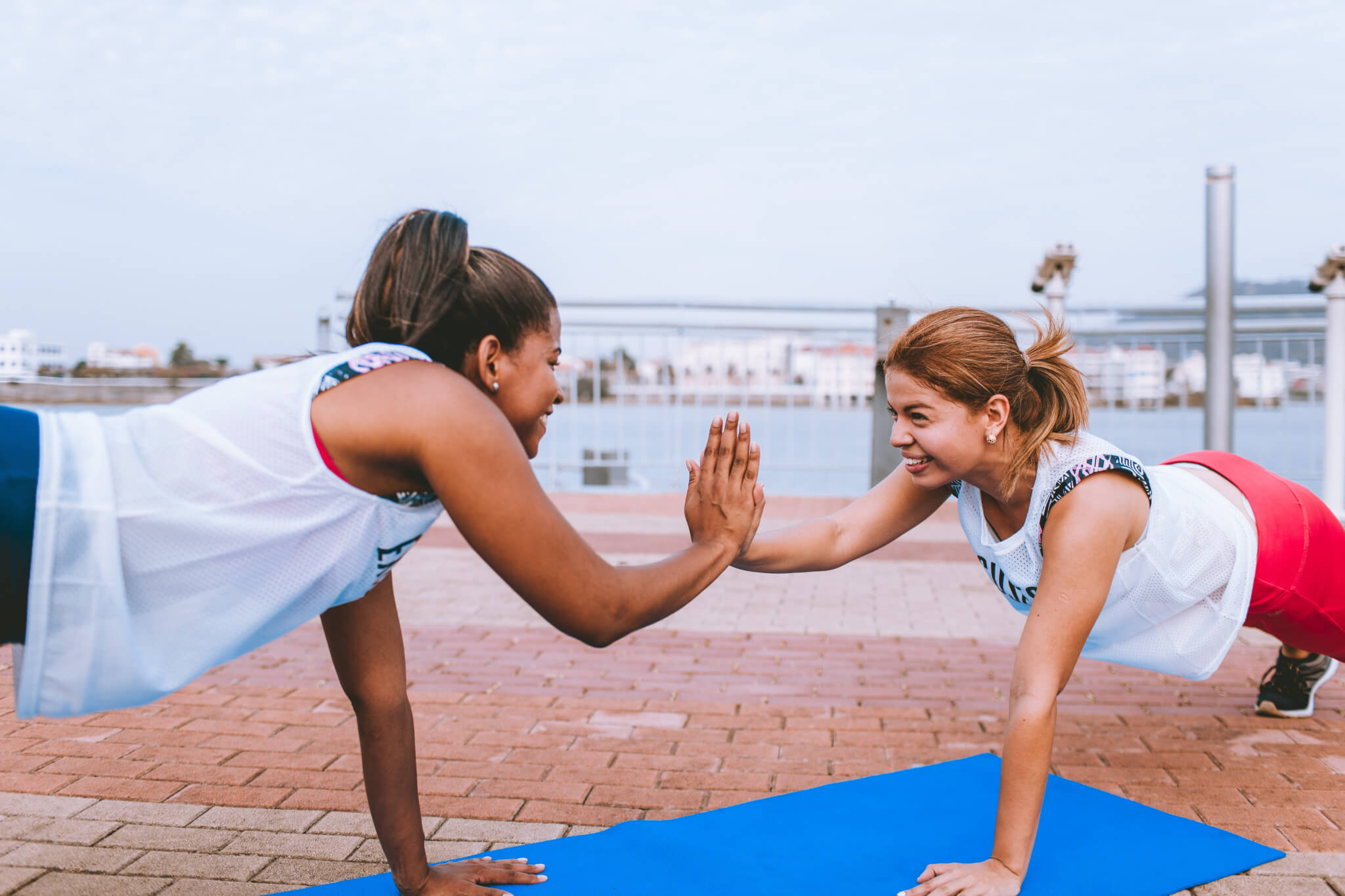 two-woman-doing-exercise-1671217 two-woman-doing-exercise-1671217