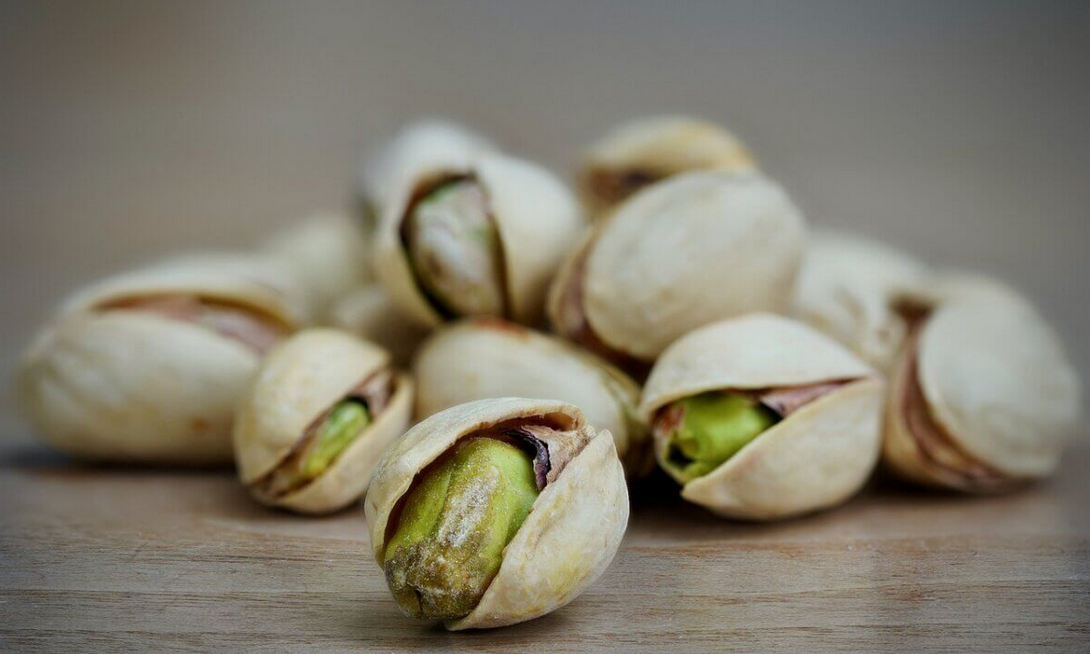 pistachios pixa