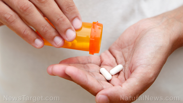 Medicines-In-Hand-Pills-Drugs-Pharmaceutical